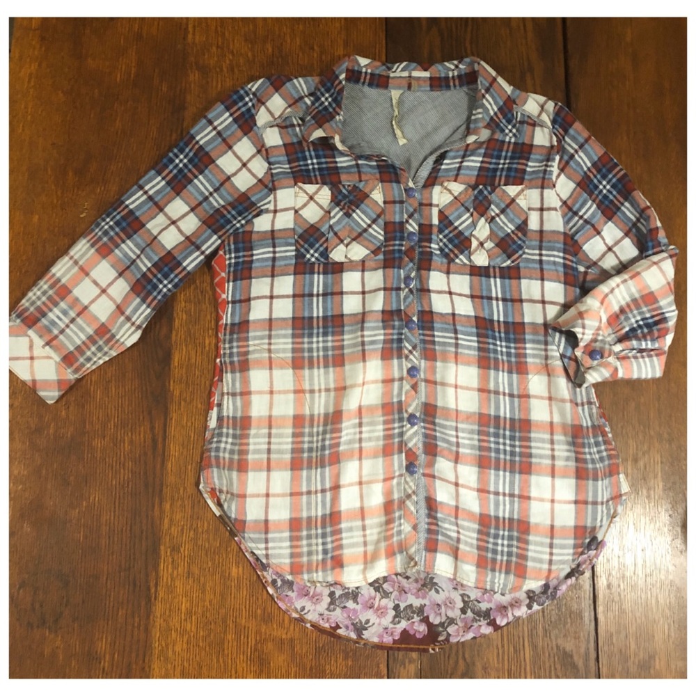 Aratta Silent Journey Plaid Fade Floral Hi Lo Top
